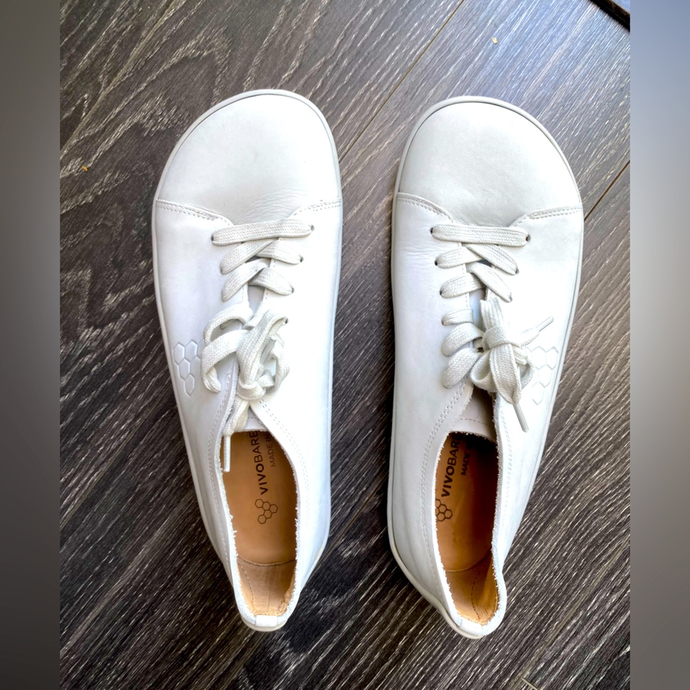 Vivobarefoot Addis